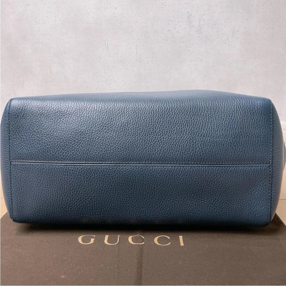 Gucci Blue Leather Shoulder Bag - Picture 5 of 10